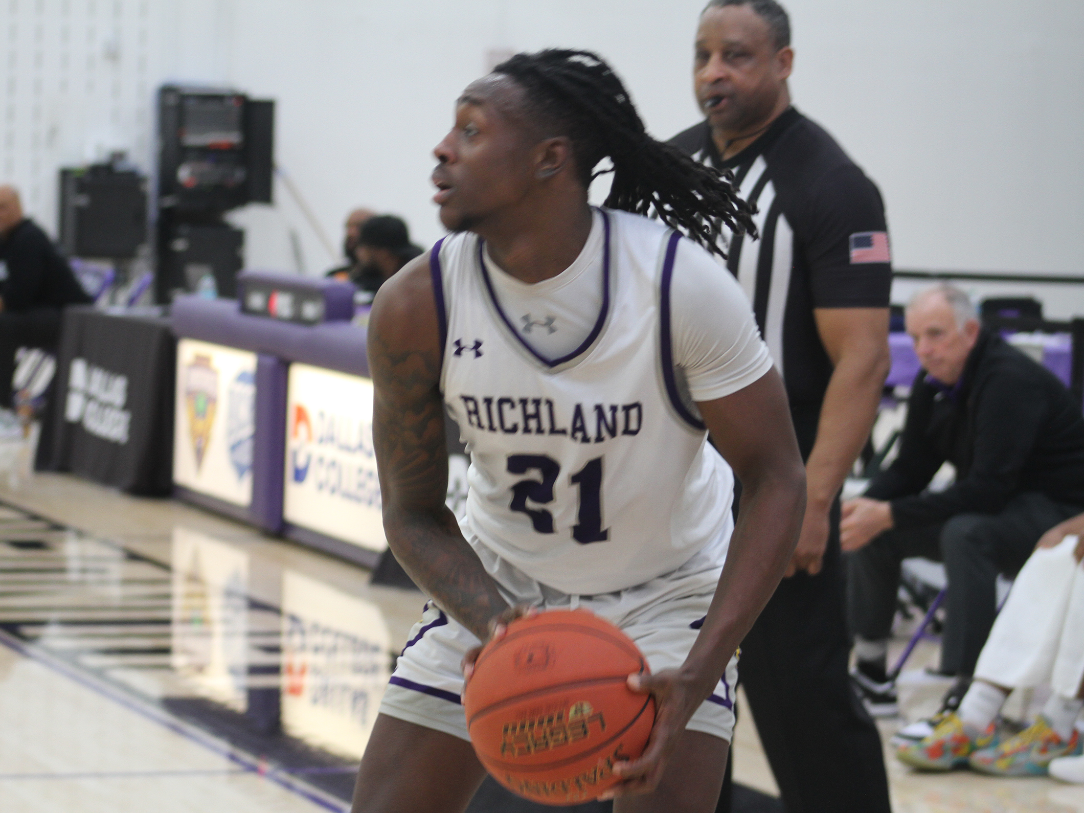 Thunderducks Earn At-Large Bid to National Tournament