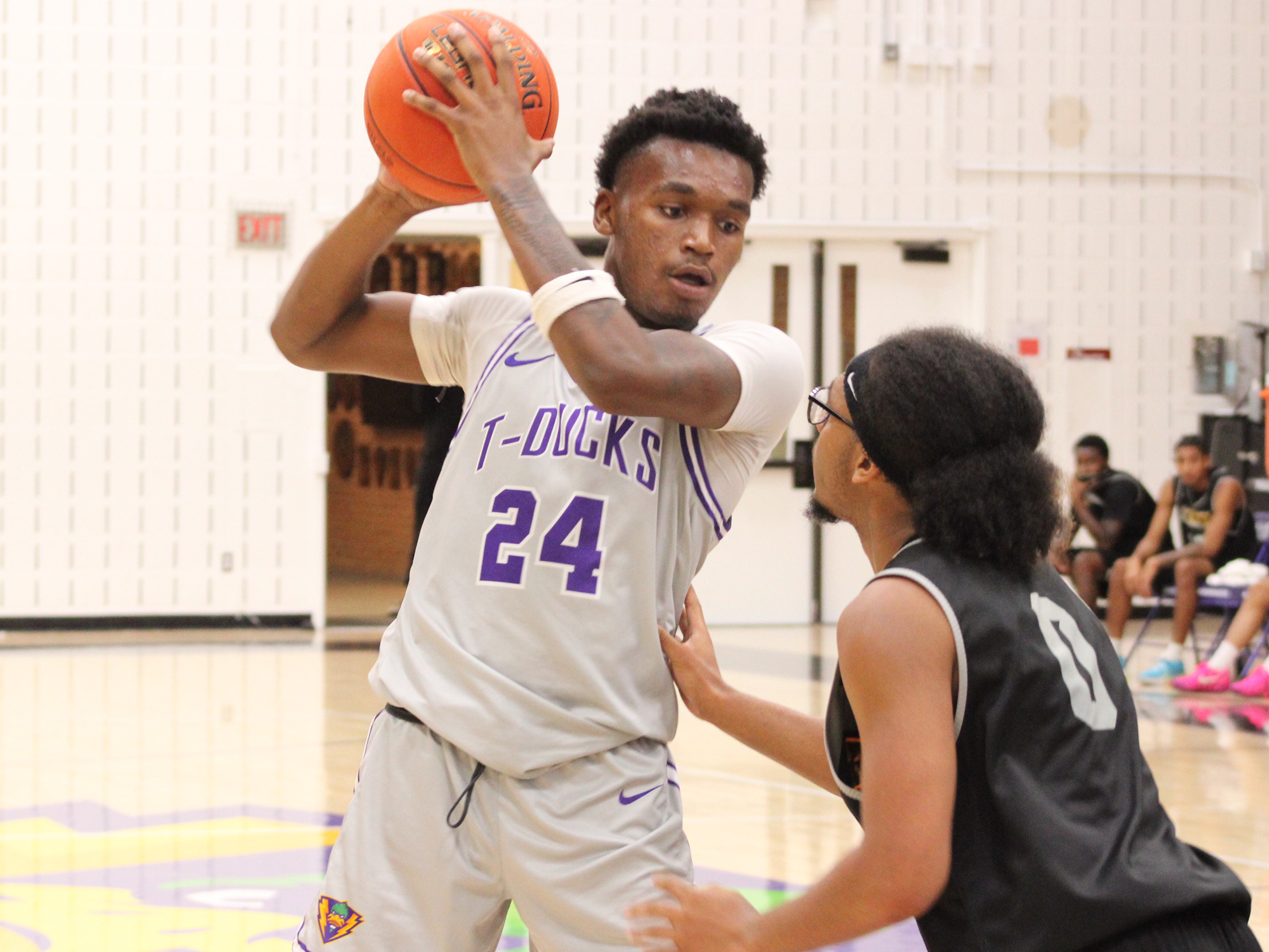 No. 2 Richland Runs Streak to 11 in Win over No. 6 Eastfield
