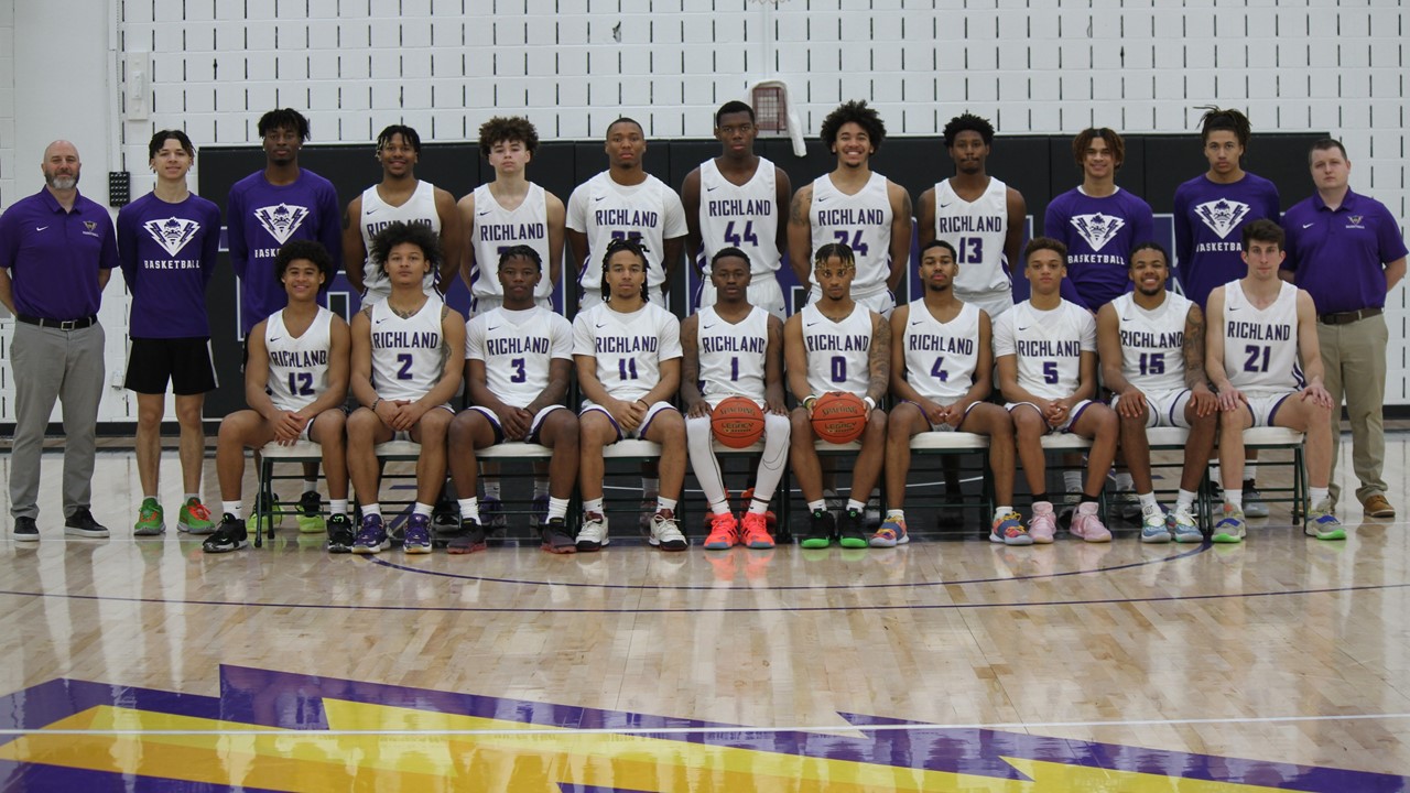Nationally-Ranked Thunderduck Men's Basketball tip off Spring Semester