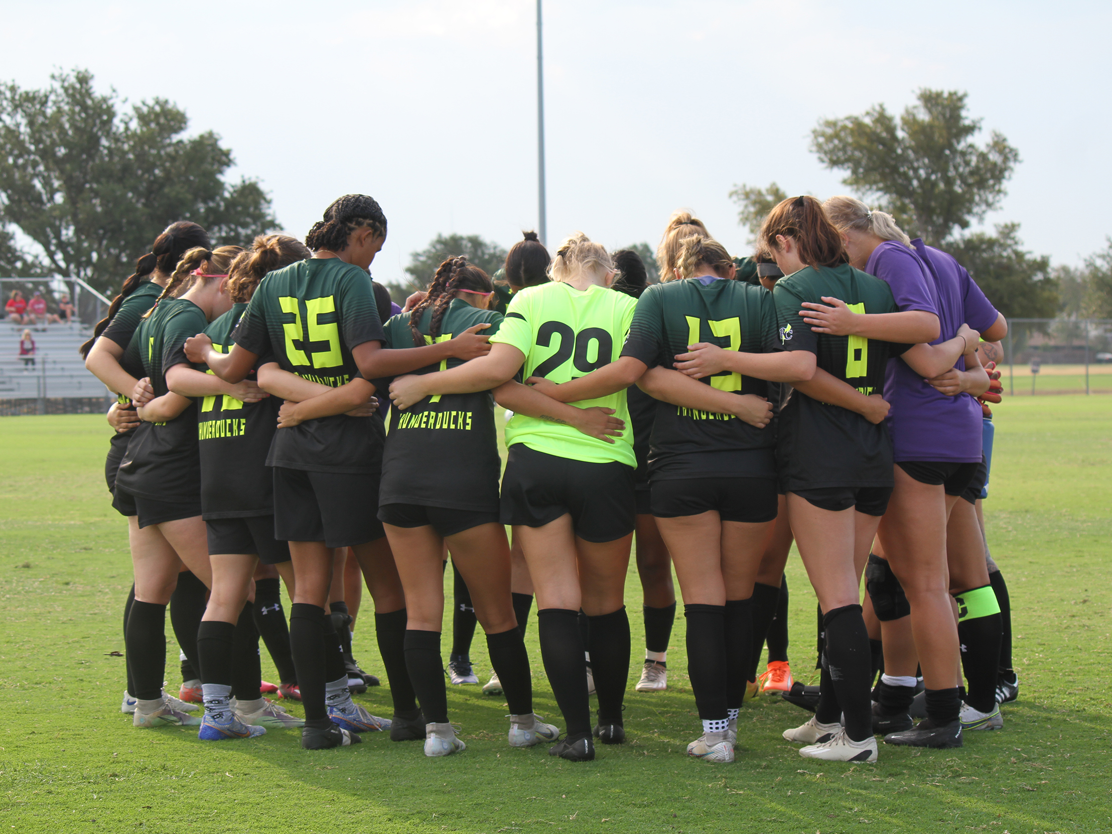 Thunderducks Open DAC Play at Cedar Valley Friday